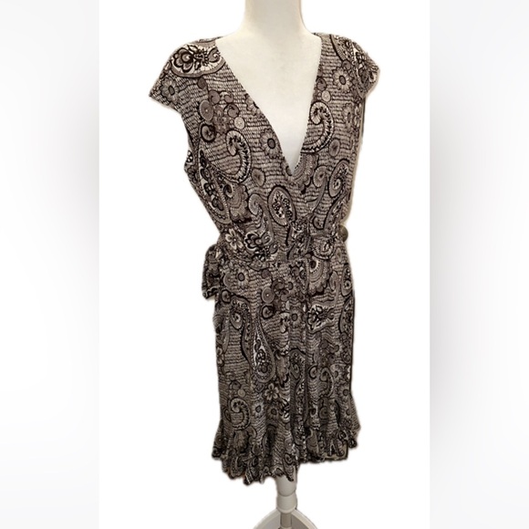 Glamour Deep V Neckline Cap Sleeve Brown / White Paisley Print Dress Size 14 - Picture 4 of 12